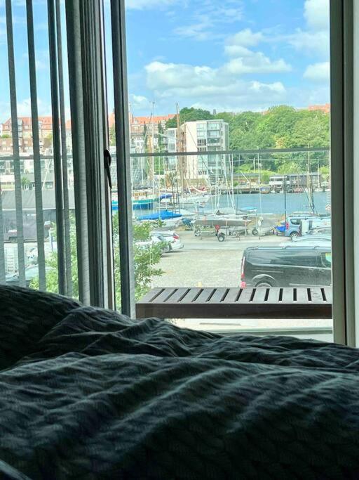 Ferienwohnung Bo Med Stil Og Udsigt Til Aarhus Lystbadehavn Exterior foto