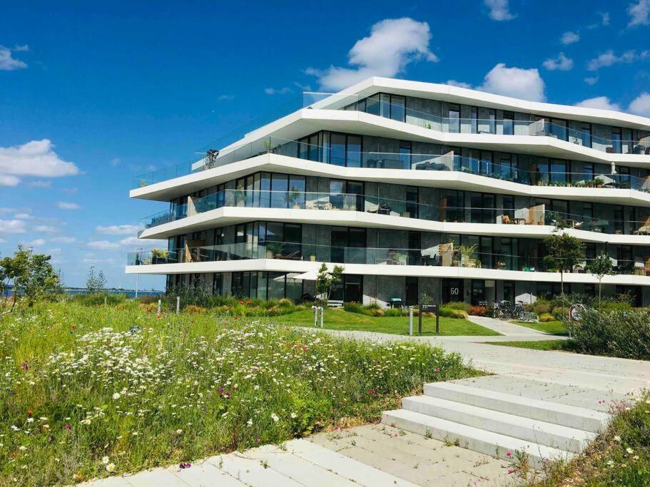 Ferienwohnung Bo Med Stil Og Udsigt Til Aarhus Lystbadehavn Exterior foto