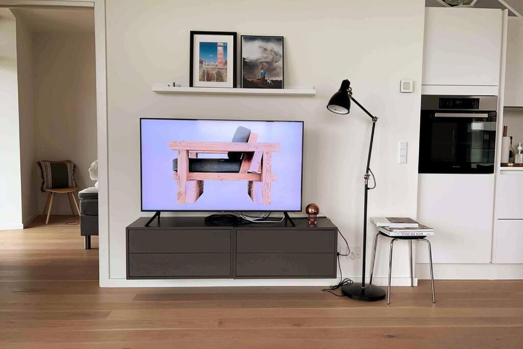 Ferienwohnung Bo Med Stil Og Udsigt Til Aarhus Lystbadehavn Exterior foto