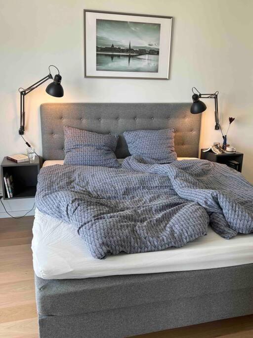Ferienwohnung Bo Med Stil Og Udsigt Til Aarhus Lystbadehavn Exterior foto